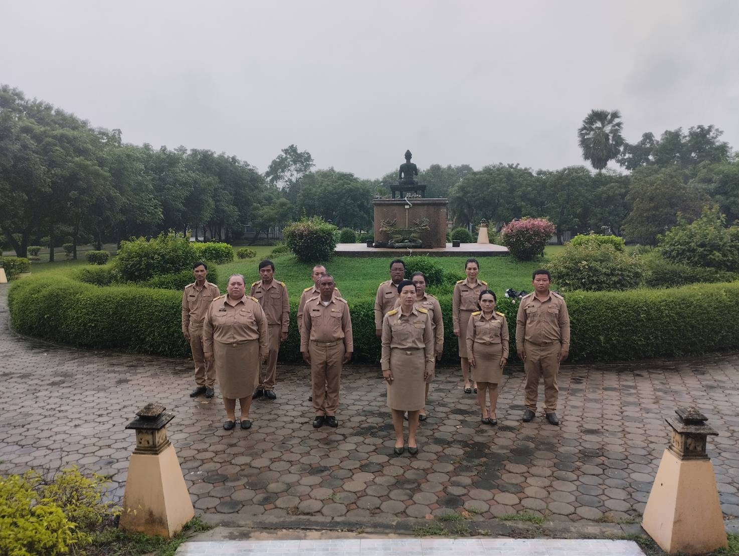วันพระราชทานธงชาติไทย